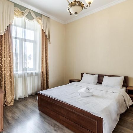 Fedorova Apartment ลวีฟ ภายนอก รูปภาพ