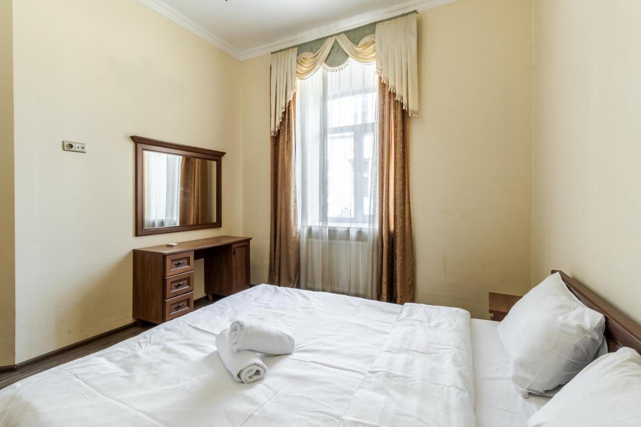 Fedorova Apartment ลวีฟ ภายนอก รูปภาพ
