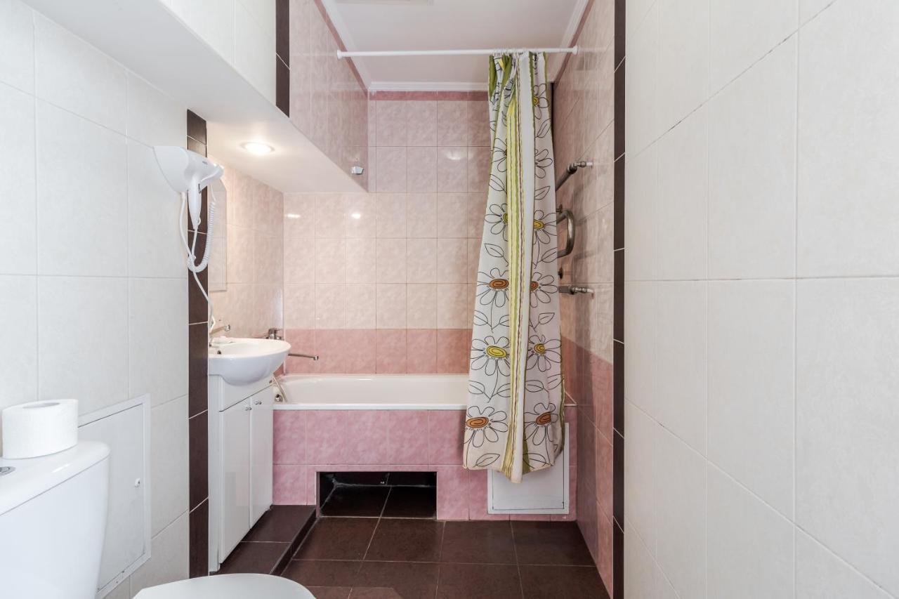 Fedorova Apartment ลวีฟ ภายนอก รูปภาพ